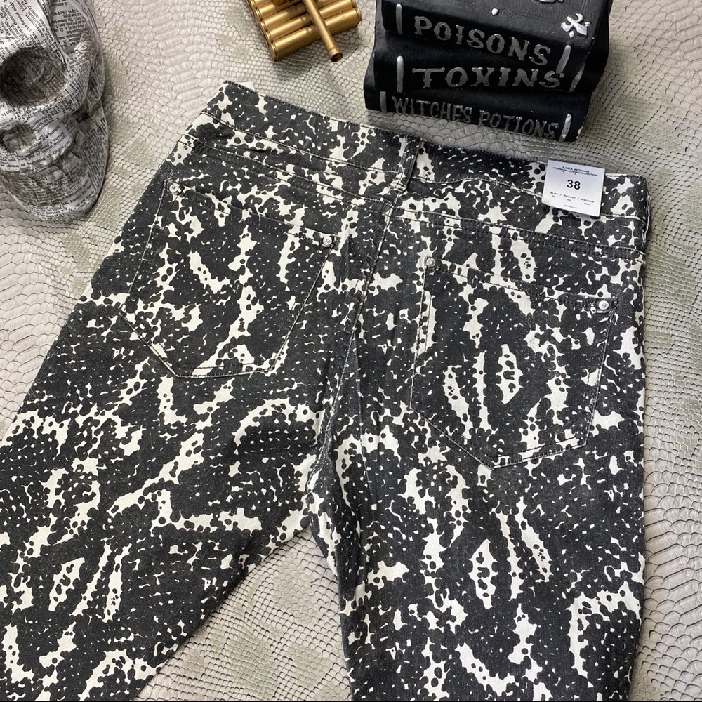 4FOR30 Zara printed snake skin wax coated jeans - Picture 2 of 6